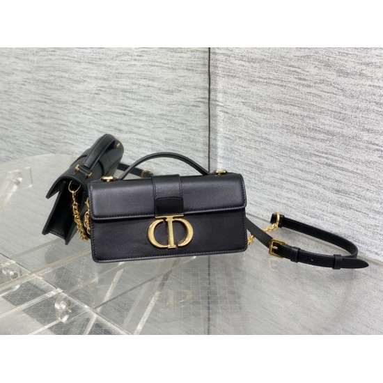 Dior Montaigne