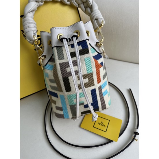 FENDI Bucket Bags