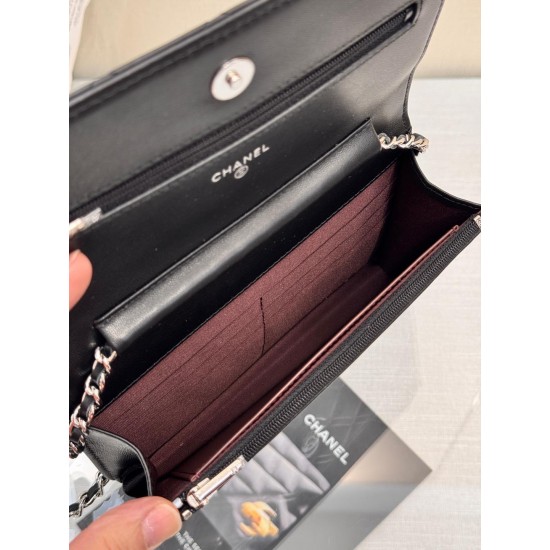 CHANEL WOC