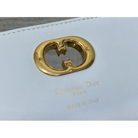 Dior Caro