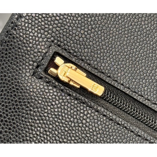 CHANEL WOC