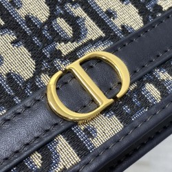 Dior Montaigne