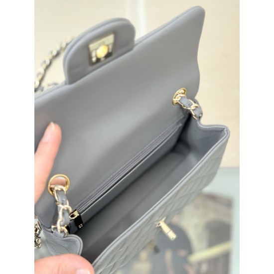 CHANEL FLAP BAG
