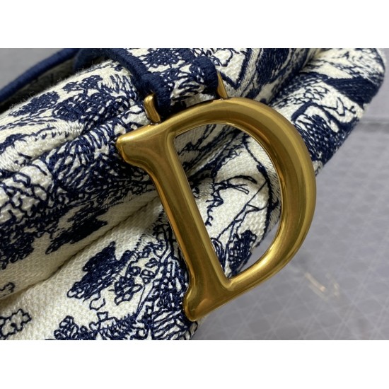 Dior Saddle