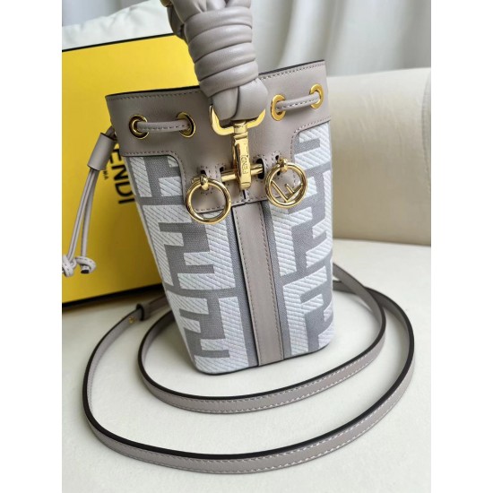 FENDI Bucket Bags