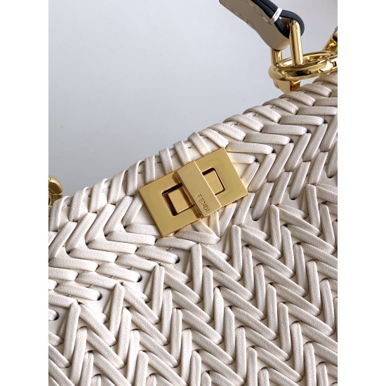 FENDI Peekaboo