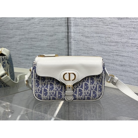 Dior Montaigne