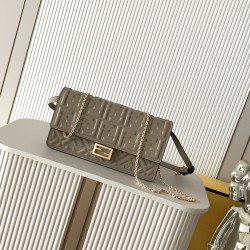 FENDI Baguette