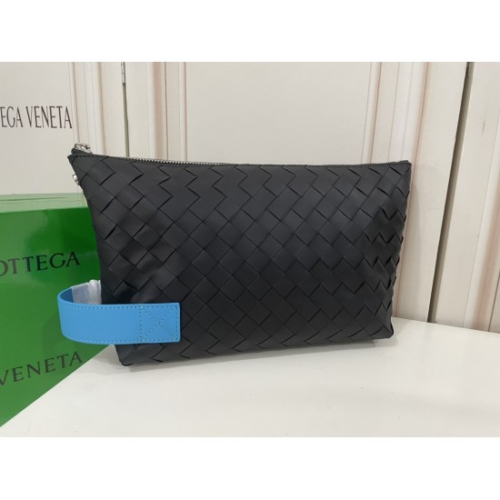 Bottega Veneta More