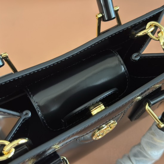 Gucci Diana