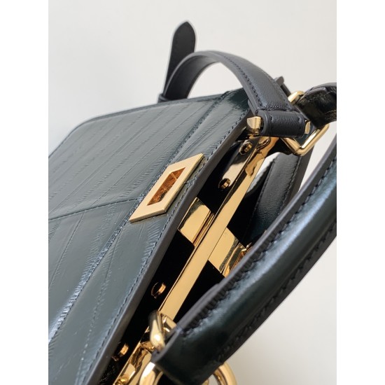 FENDI Peekaboo