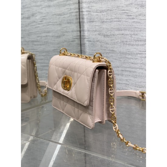 Dior Caro