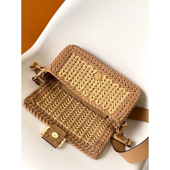 FENDI Baguette