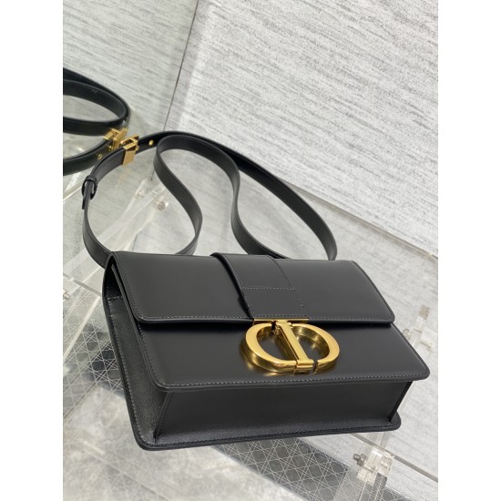 Dior Montaigne