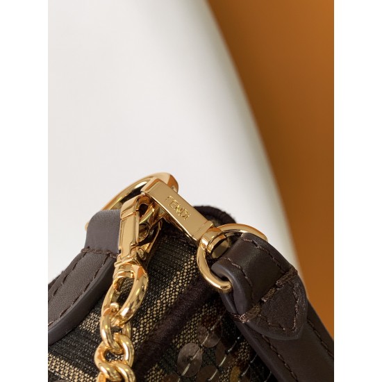 FENDI Baguette