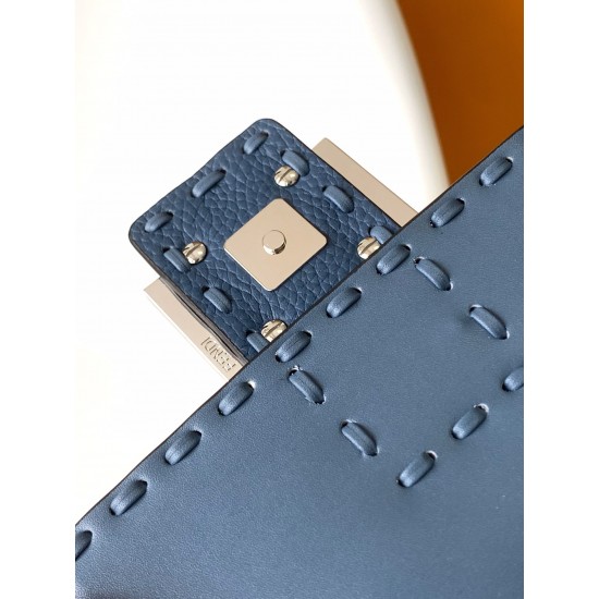 FENDI Baguette