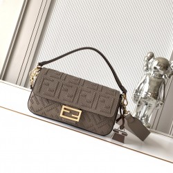 FENDI Baguette