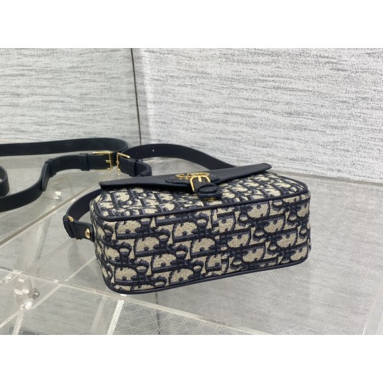 Dior Montaigne