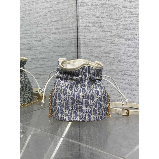 Dior Caro