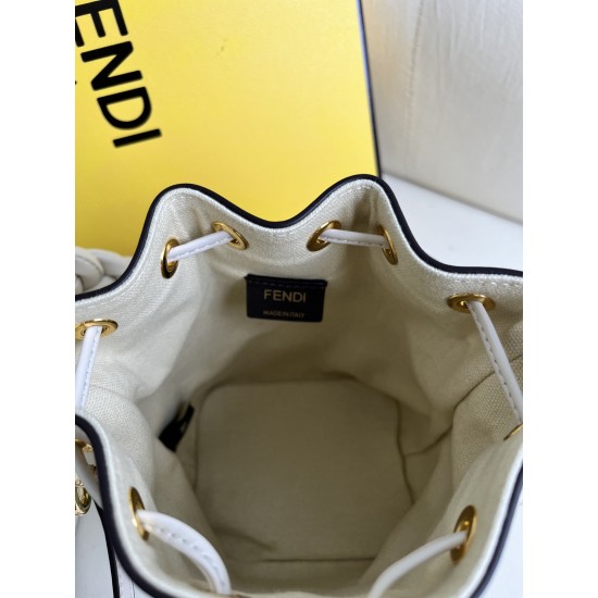 FENDI Bucket Bags