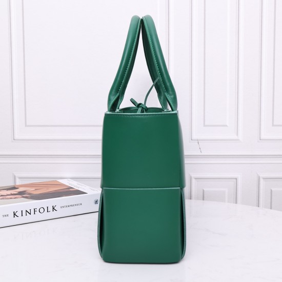 Bottega Veneta Tote