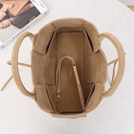 Bottega Veneta Tote