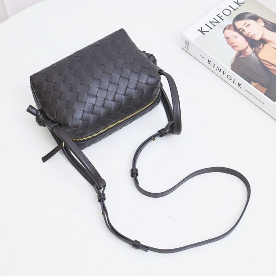Bottega Veneta Loop