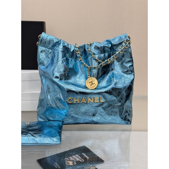 CHANEL 22 Bag