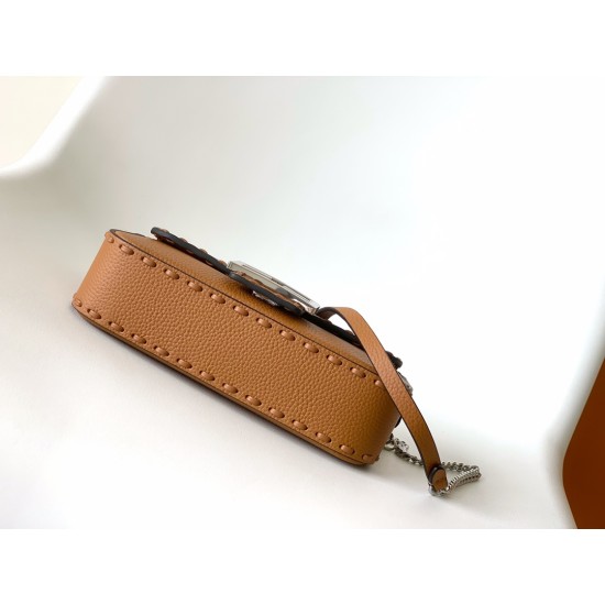 FENDI Baguette