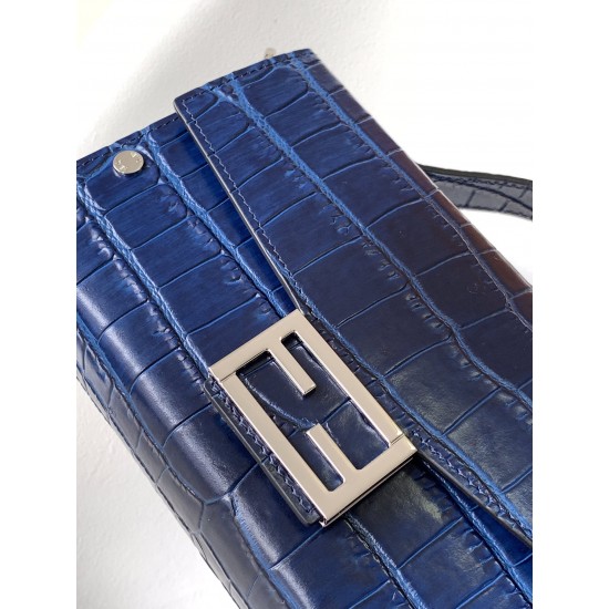FENDI Baguette