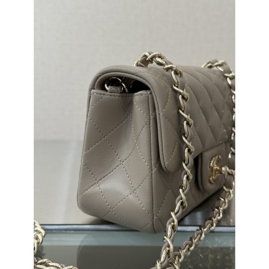 CHANEL FLAP BAG