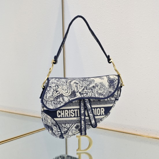 Dior Saddle
