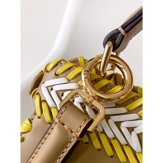 FENDI Peekaboo