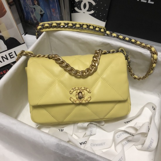 CHANEL 19 BAG