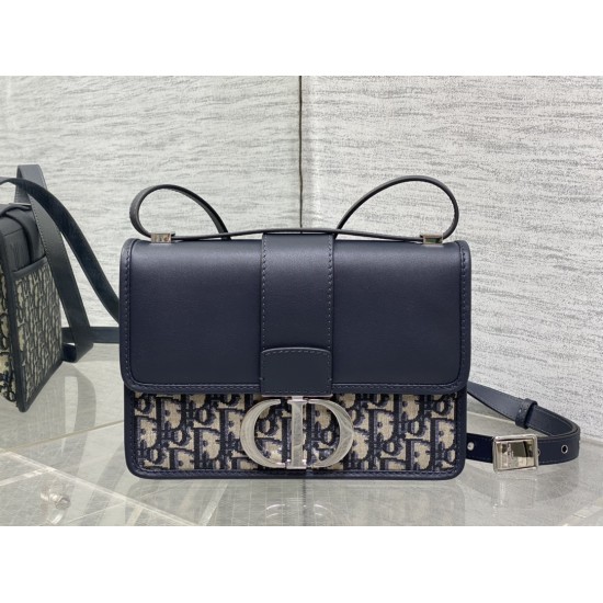 Dior Montaigne