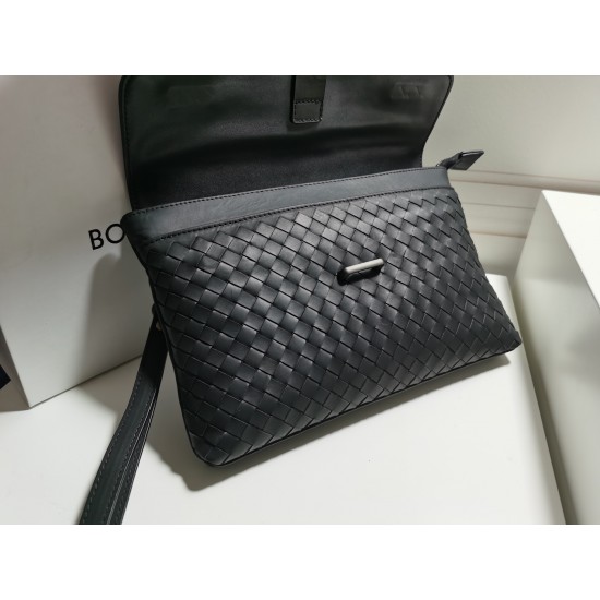 Bottega Veneta More
