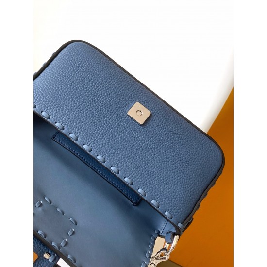 FENDI Baguette