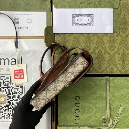 Gucci Padlock
