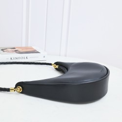 Bottega Veneta More