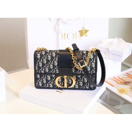 Dior Montaigne