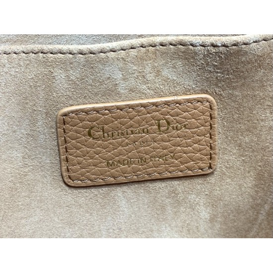 Dior Bobby