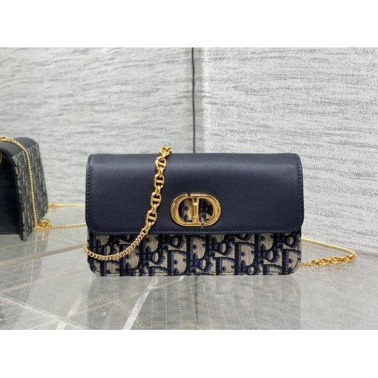 Dior Caro