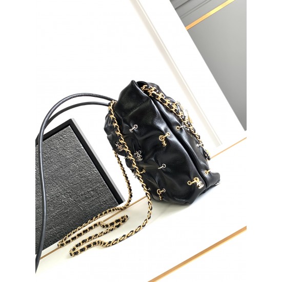 CHANEL 22 Bag