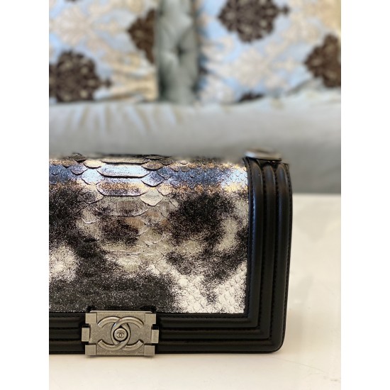 CHANEL BOY BAG