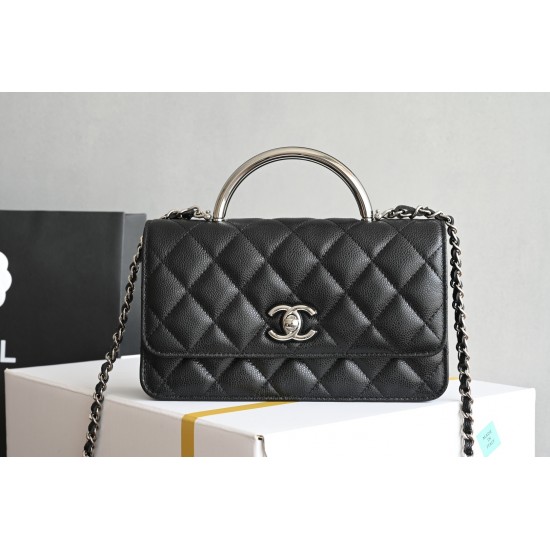 CHANEL WOC