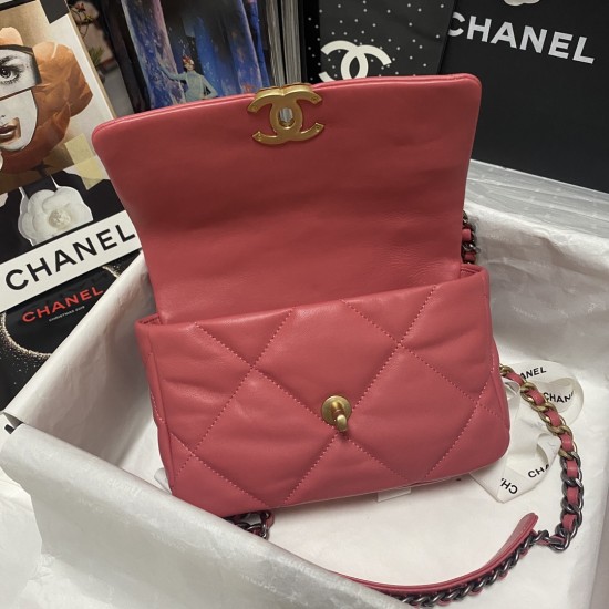 CHANEL 19 BAG
