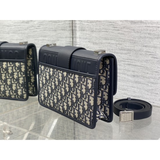 Dior Montaigne