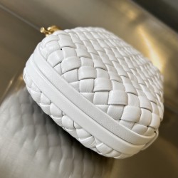 Bottega Veneta More