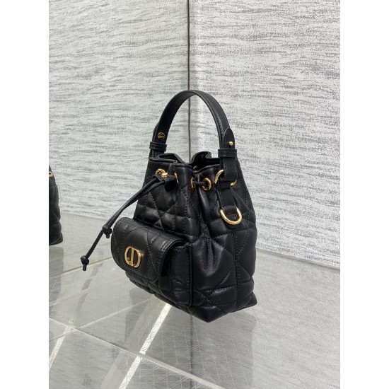 Dior Caro