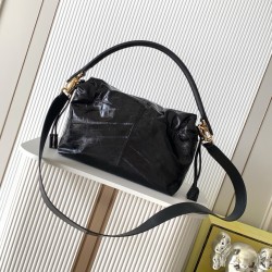 FENDI Baguette